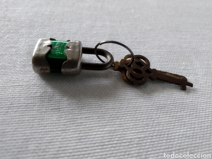 Antig&uuml;edades: PEQUE&Ntilde;O CANDADO R.G.M. CON LLAVES - Foto 2