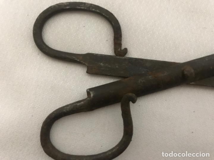 Antig&uuml;edades: Tenazas de brasas - Foto 3