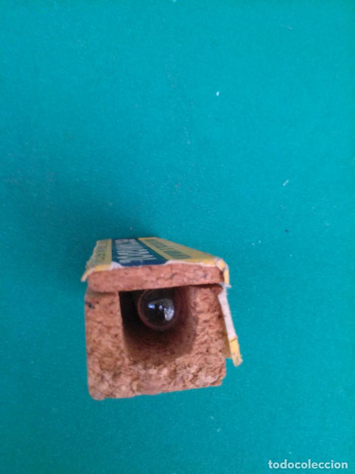 Antig&uuml;edades: RECTAMIGDOL - CAJA DE CORCHO CON AMPOLLA DE VIDRIO E HILO EN SU INTERIOR - Foto 3