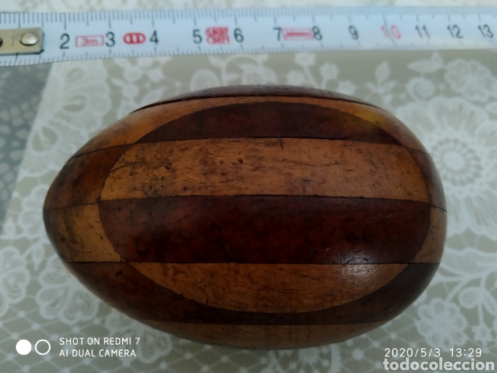 Antig&uuml;edades: Antiguo huevo de madera zurcir - Foto 2