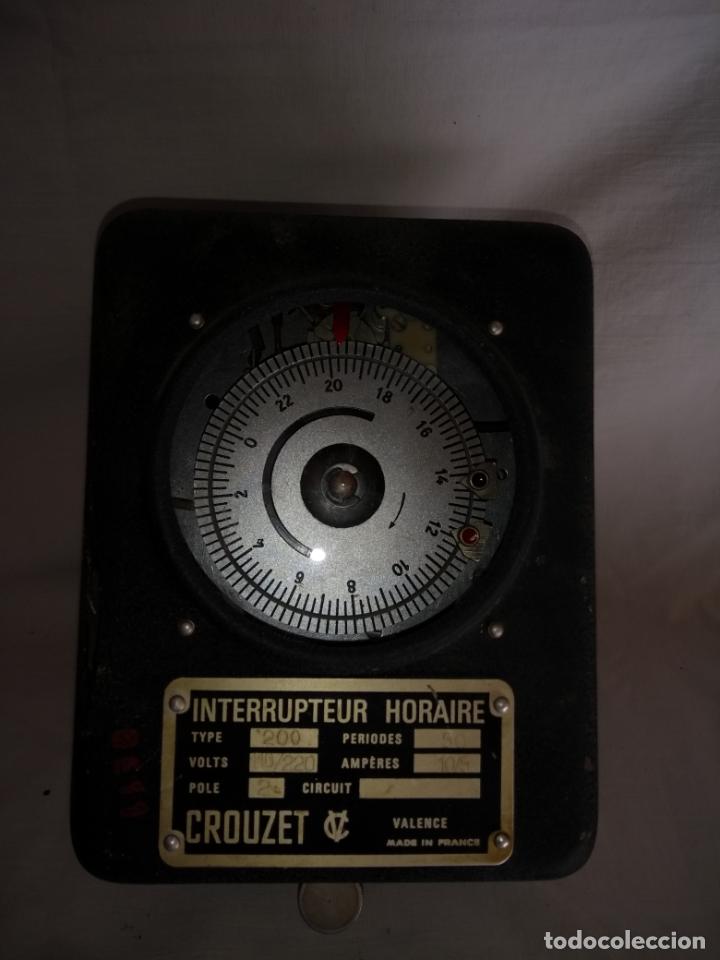 Antig&uuml;edades: Interruptor horario Crouzet - Foto 2