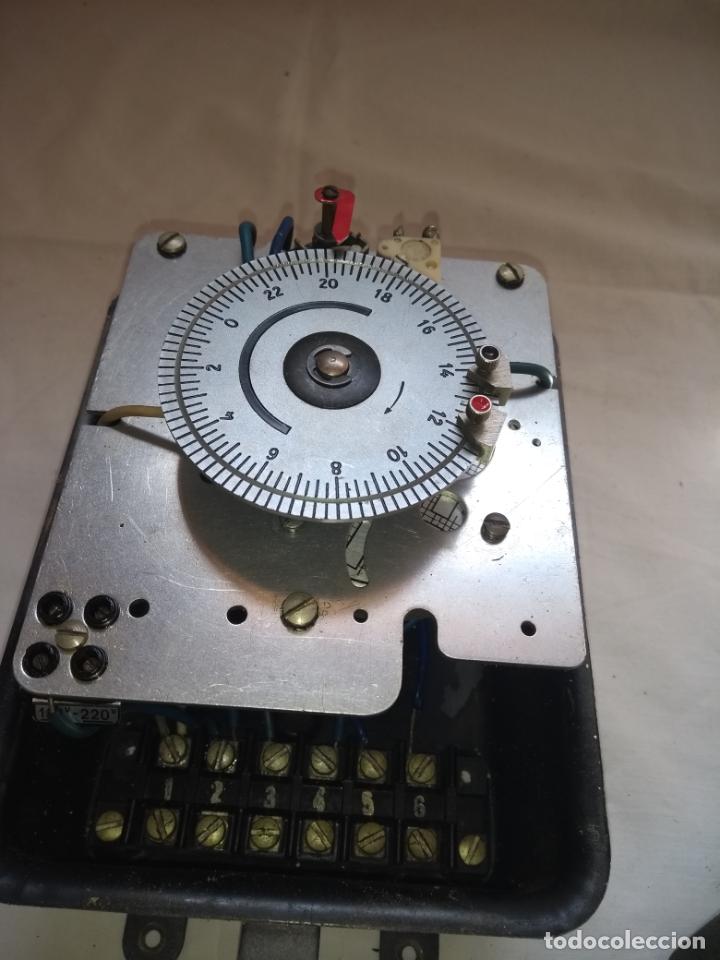 Antig&uuml;edades: Interruptor horario Crouzet - Foto 6