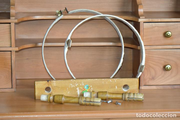 Antig&uuml;edades: BASTIDOR PARA BORDAR COMPLETO DE 27 CM DE ARO - Foto 4