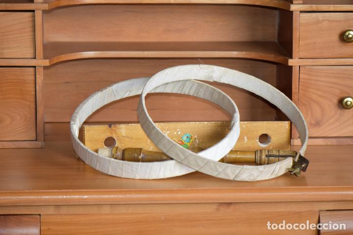Antig&uuml;edades: BASTIDOR PARA BORDAR COMPLETO DE 27 CM DE ARO - Foto 5