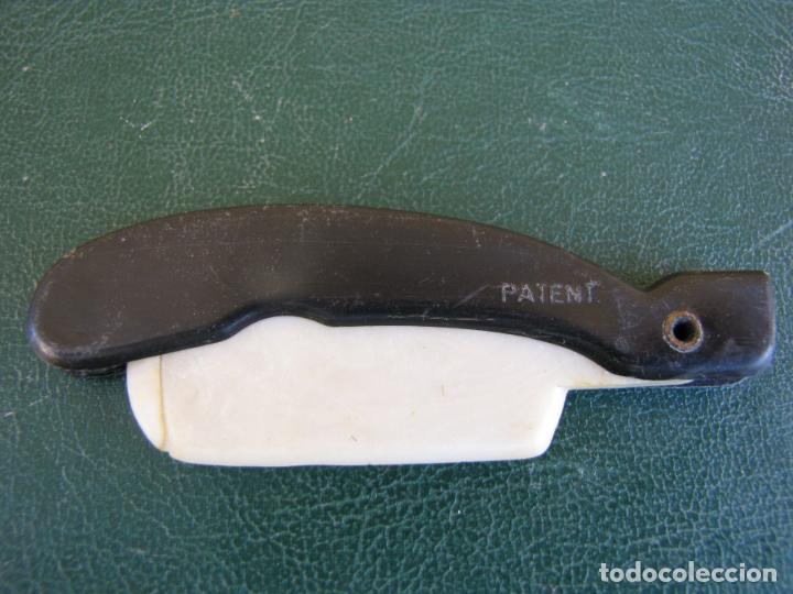 Antig&uuml;edades: 5- Rara navaja de pl&aacute;stico Patent - Foto 1
