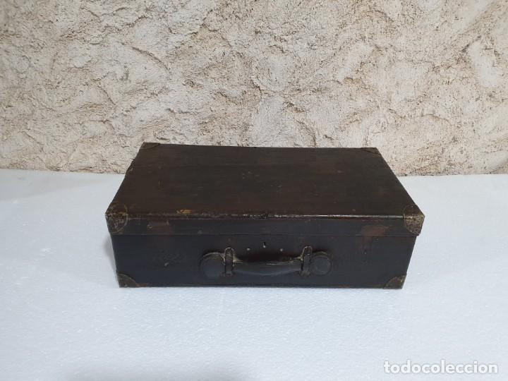 Antig&uuml;edades: ANTIGUO MALET&Iacute;N DE MADERA - Foto 2
