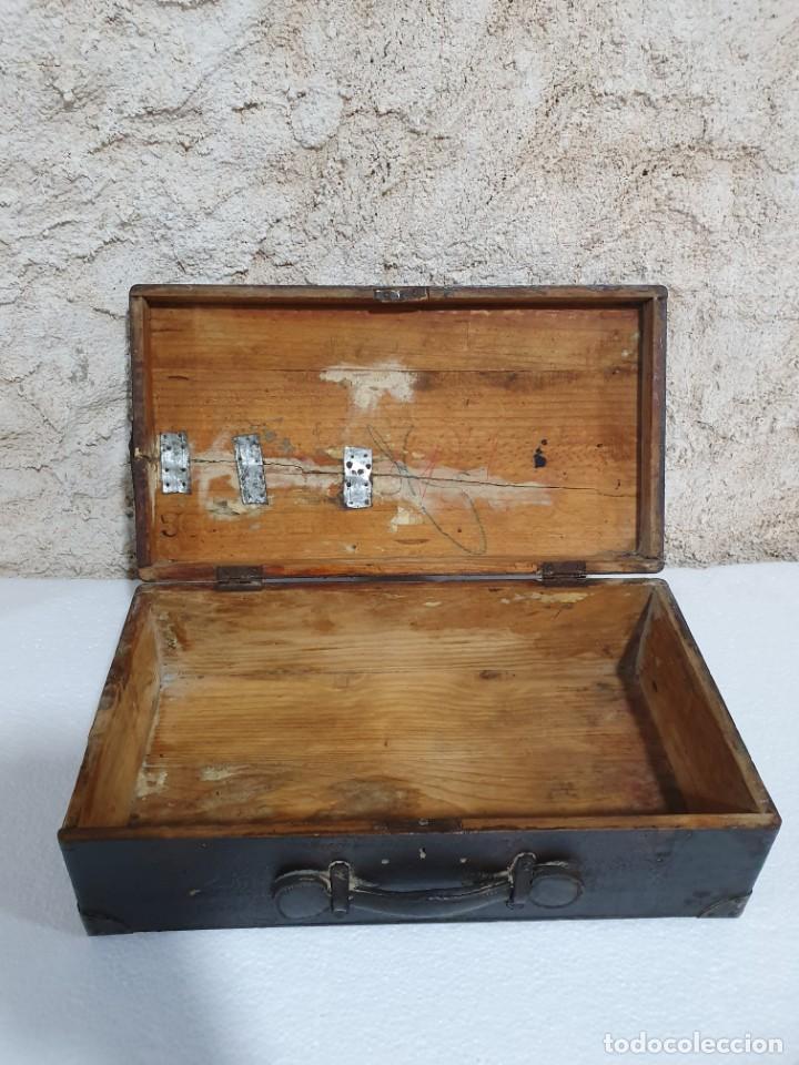 Antig&uuml;edades: ANTIGUO MALET&Iacute;N DE MADERA - Foto 4