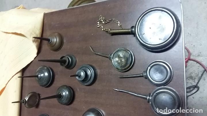 Antig&uuml;edades: Colecci&oacute;n aceiteras maquina de coser - Foto 2