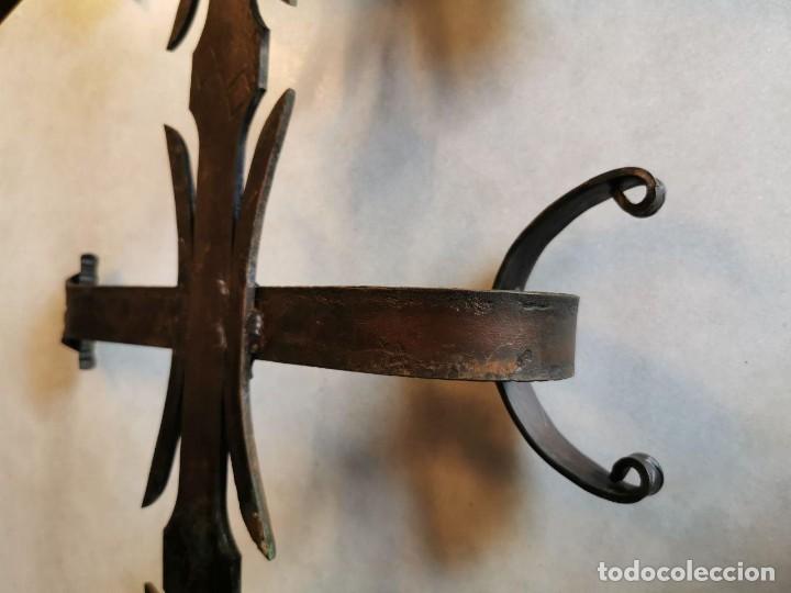 Antig&uuml;edades: PERCHERO DE HIERRO DE FORJA, BA&Ntilde;O DE BRONCE - Foto 9