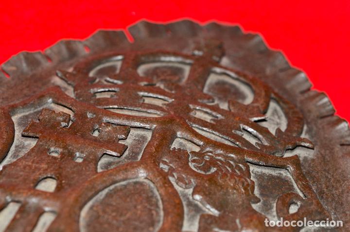 Antig&uuml;edades: ESCUDO EN HIERRO FORJADO - Foto 3