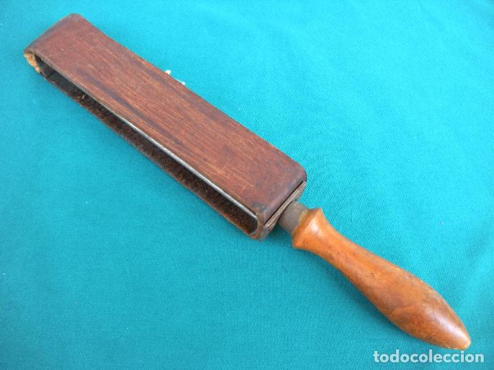 antiguo afilador para navajas de afeitar - Compra venta en todocoleccion