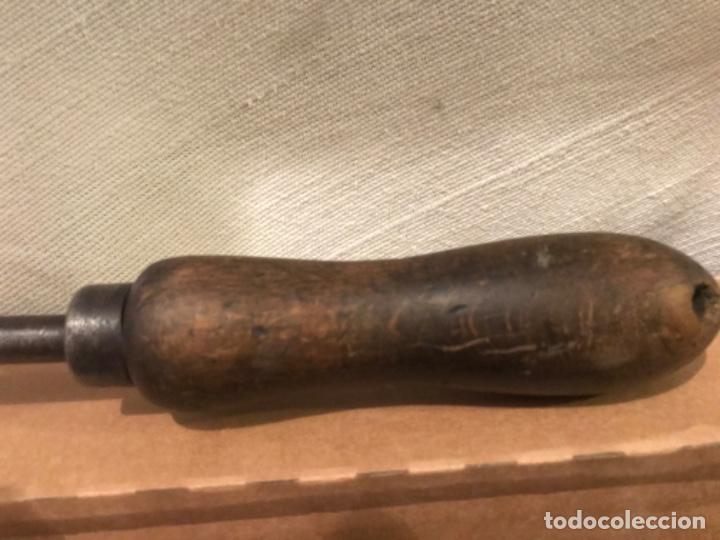 Antig&uuml;edades: Antiguo Martillo de bronce y mango en madera. De artesano. - Foto 8