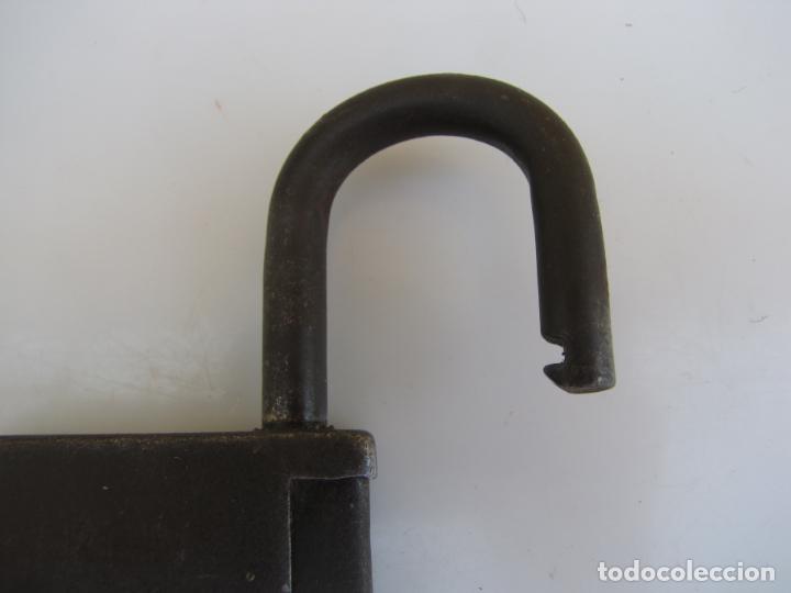 Antig&uuml;edades: 2- Candado RGM 6 levas - Foto 7