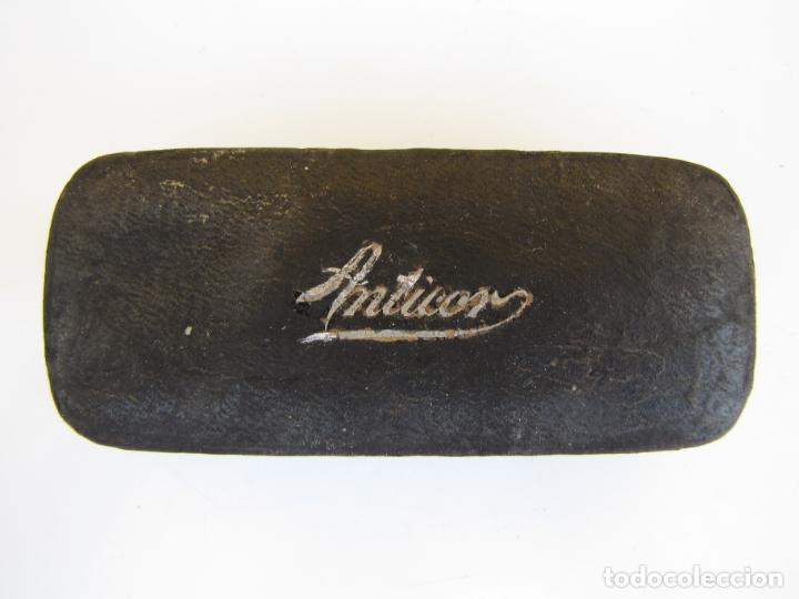 Antig&uuml;edades: 2- Anticor. Maquinilla afeitar en su caja - Foto 3