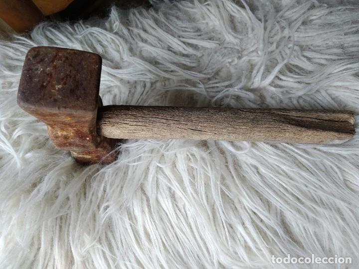 Antig&uuml;edades: Antiguo martillo/maza. - Foto 2