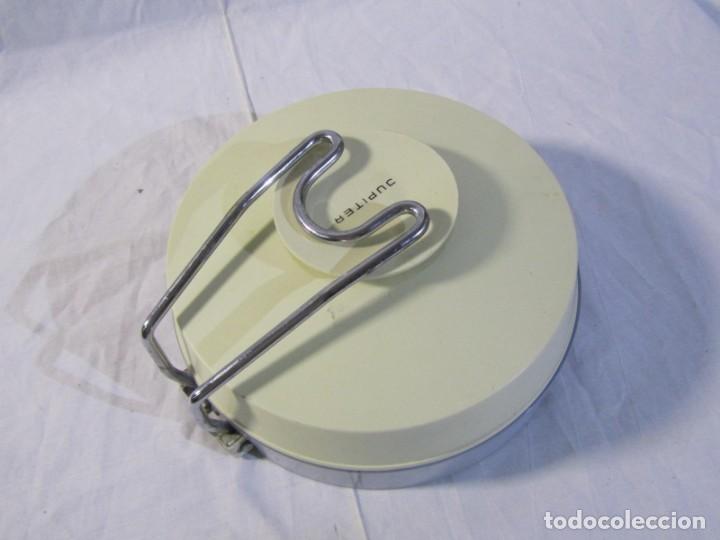 Antig&uuml;edades: B&aacute;scula de pared J&uacute;piter, hasta 3 kg, funcionando - Foto 11