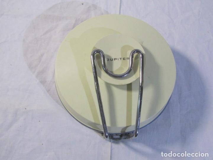 Antig&uuml;edades: B&aacute;scula de pared J&uacute;piter, hasta 3 kg, funcionando - Foto 12