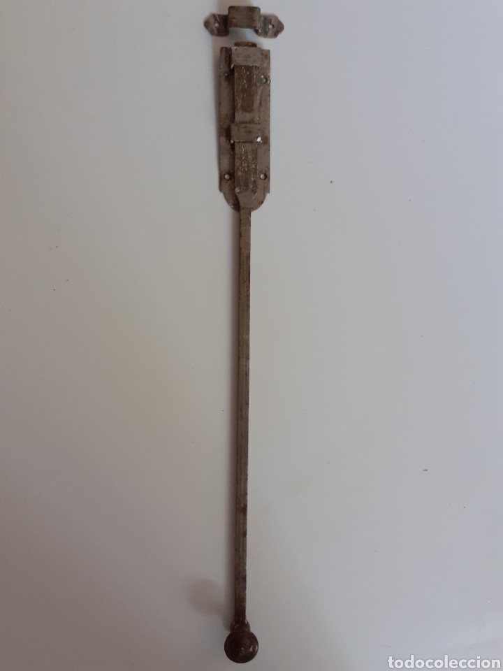 pestillo de puerta antiguo completo, mide 40 cm - Compra venta en  todocoleccion