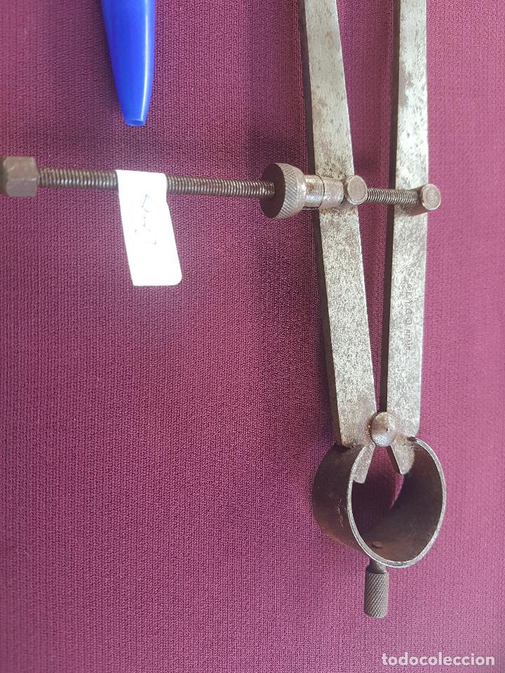 Antig&uuml;edades: ANTIGUO COMPAS DE HIERRO - Foto 2