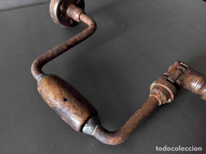 Antig&uuml;edades: Taladro de mano vintage Mango de madera Metal Estilo de madera utilizable - Foto 7