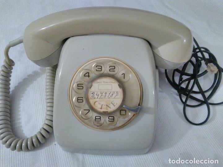 Telefono fijo de sobremesa de los años 80 en España Stock Photo