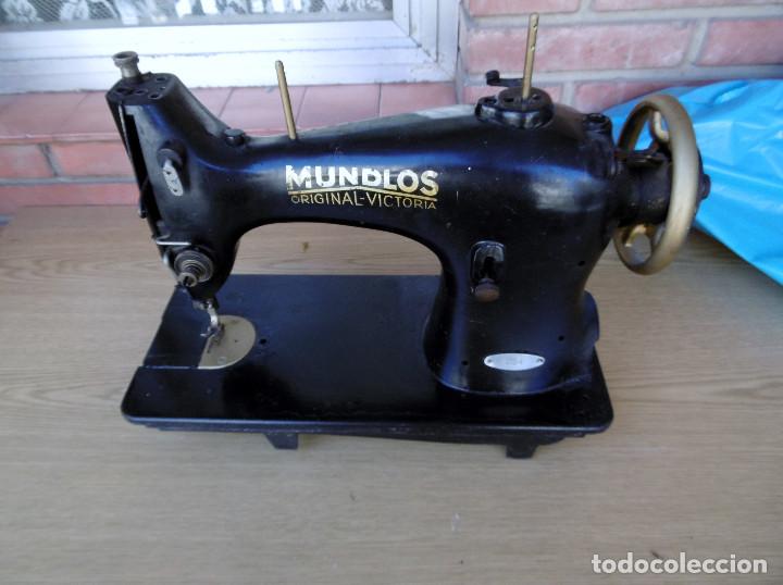 Antig&uuml;edades: MAQUINA DE COSER MUNDLOS - Foto 1