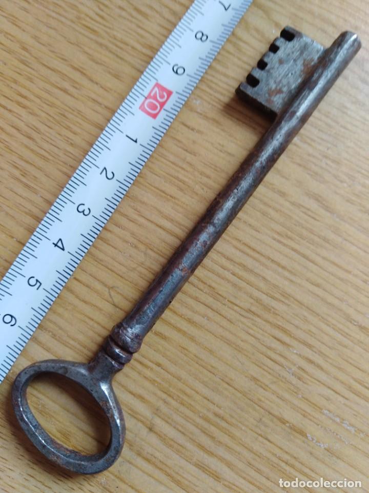 Antig&uuml;edades: Antigua llave 595 - Foto 2