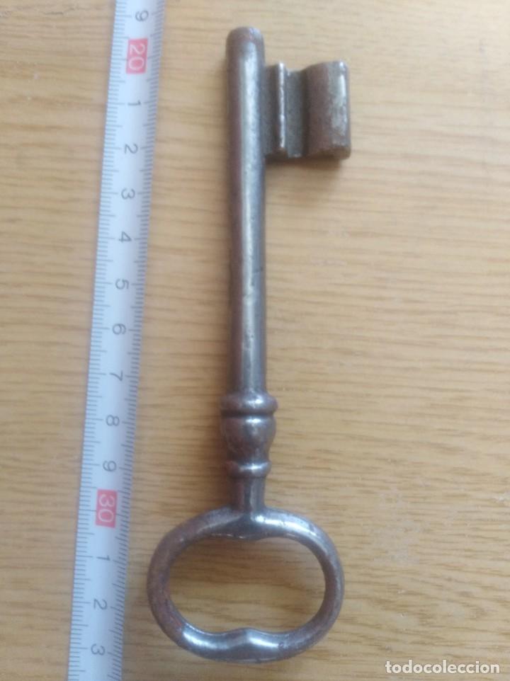 Antig&uuml;edades: Antigua llave 595 - Foto 1
