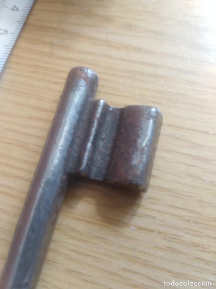 Antig&uuml;edades: Antigua llave 595 - Foto 2