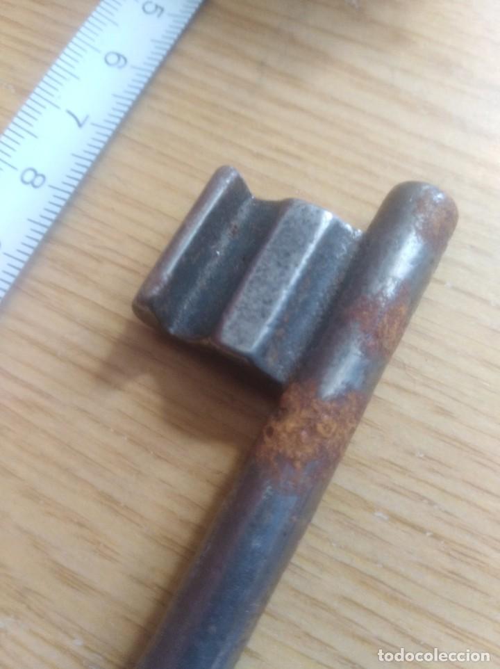 Antig&uuml;edades: Antigua llave 595 - Foto 3