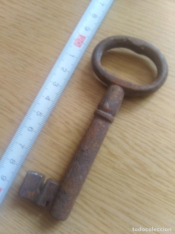 Antig&uuml;edades: Antigua llave 595 - Foto 1