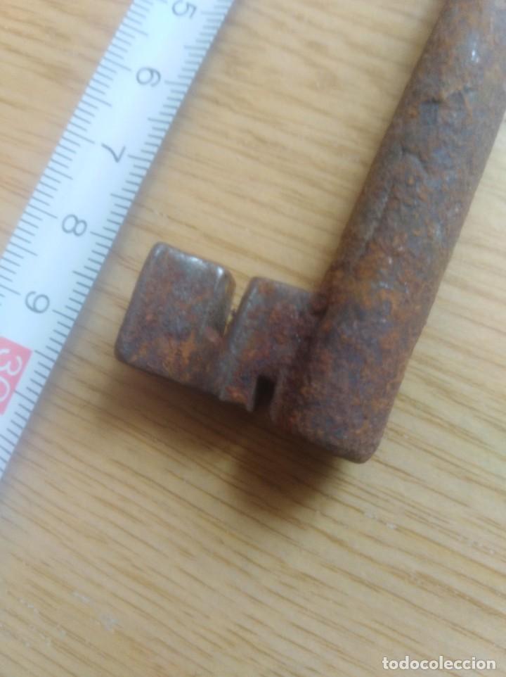 Antig&uuml;edades: Antigua llave 595 - Foto 2