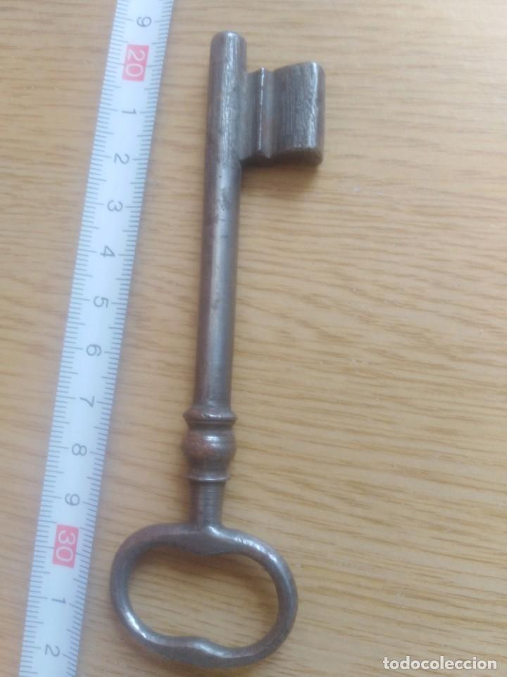 Antig&uuml;edades: Antigua llave 595 - Foto 2