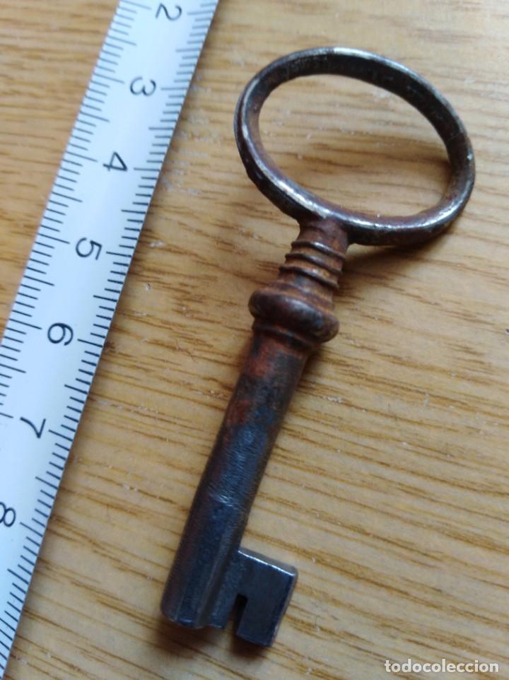 Antig&uuml;edades: Antigua llave 595 - Foto 1