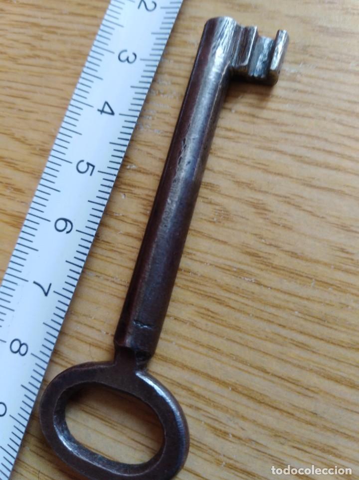 Antig&uuml;edades: Antigua llave 595 - Foto 2