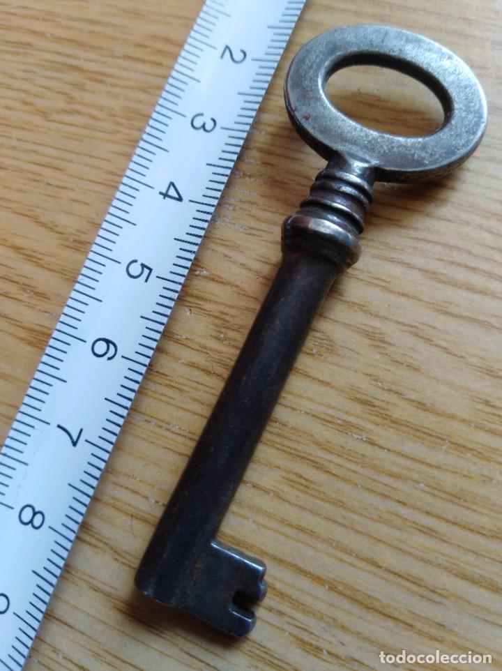 Antig&uuml;edades: Antigua llave 595 - Foto 1