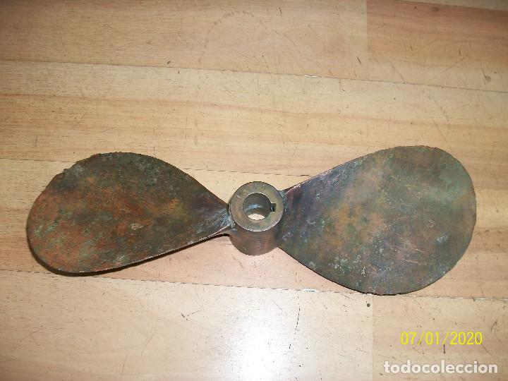 Antig&uuml;edades: ANTIGUA HELICE DE BRONCE.LARGO 33 CM - Foto 1