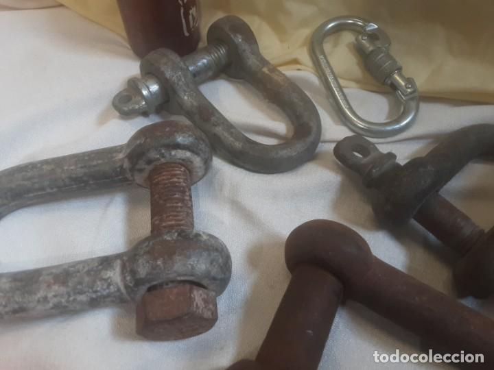 Antig&uuml;edades: Ganchos, anclajes para reutilizar. Varias piezas. - Foto 4