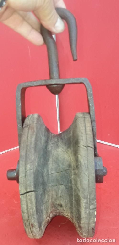 Antig&uuml;edades: GRAN CARRUCHA DE MADERA Y FORJA - Foto 4