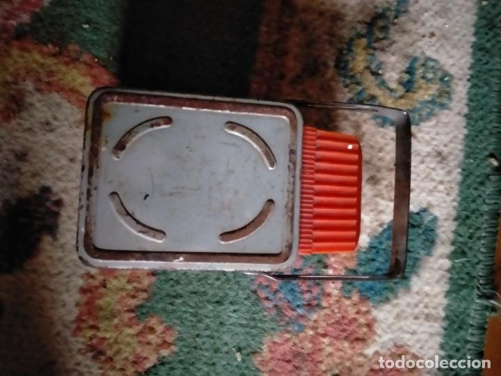 Antig&uuml;edades: LINTERNA CON LUZ ROJA FUNCIINANDO - Foto 3