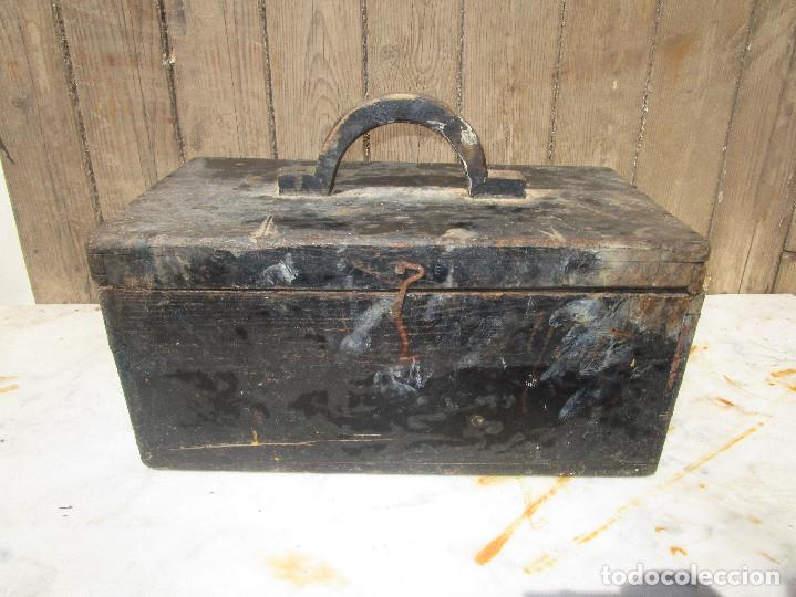 Antig&uuml;edades: GRAN MALETIN MADERA HERRAMIENTAS A&Ntilde;OS 20 - Foto 1