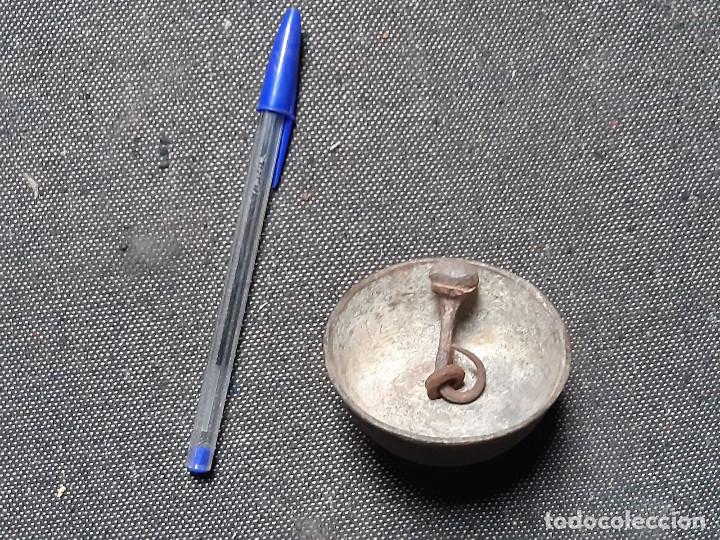 Antig&uuml;edades: Campana antigua en bronce. - Foto 2