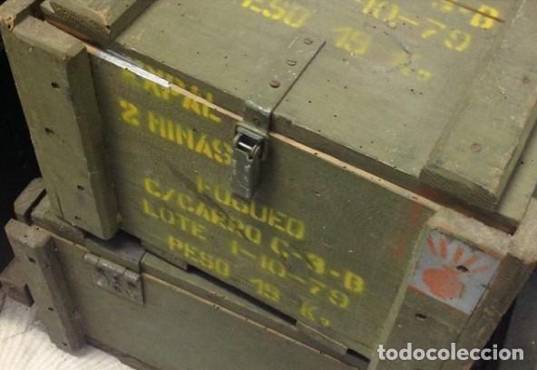 Antig&uuml;edades: CAJA MILITAR MINAS ANTICARRO. MADERA - Foto 2