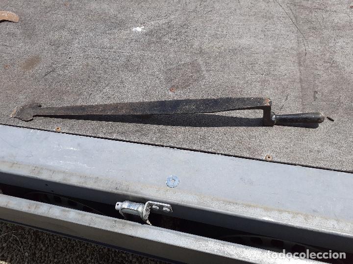 Antig&uuml;edades: Herramienta para levantar tejados en pizarra - Foto 4