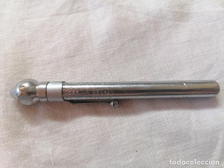 Antig&uuml;edades: Medidor presi&oacute;n coches - Foto 1