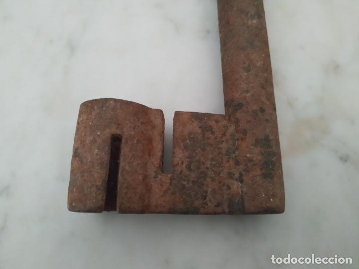 Antig&uuml;edades: Antigua llave - Foto 4