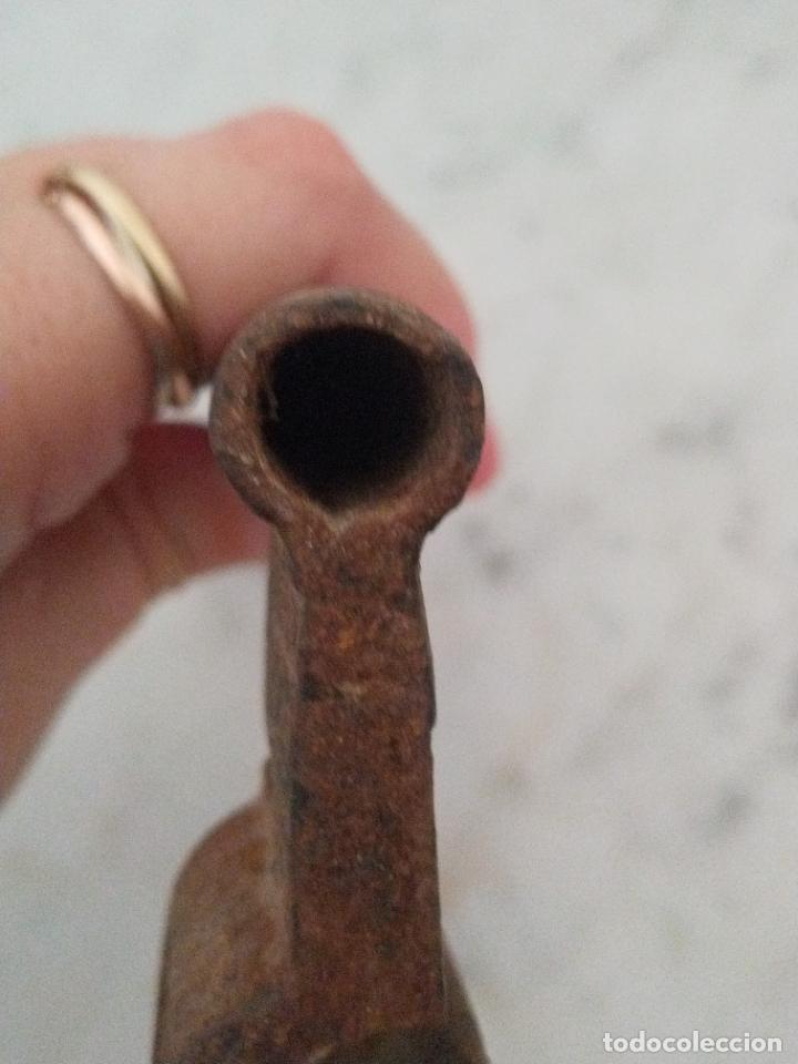 Antig&uuml;edades: Antigua llave - Foto 10