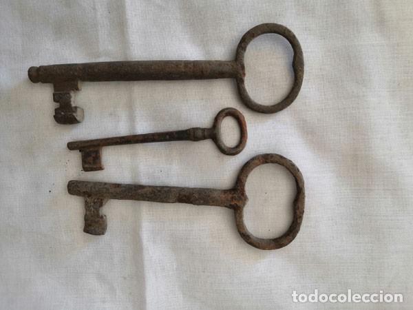 Antig&uuml;edades: LLAVE ANTIGUA - LOTE TRES LLAVES - Foto 2