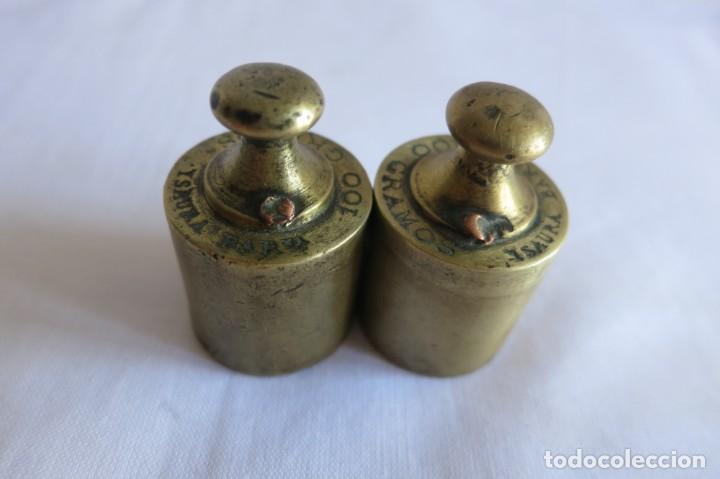 Antig&uuml;edades: dos pesas de 100 GRAMOS YSAURA - Foto 3