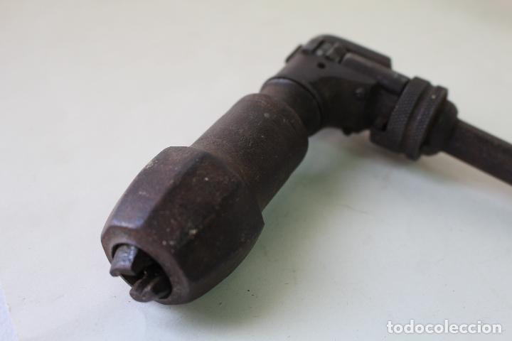 Antig&uuml;edades: taladro manual antiguo con marca - Foto 5